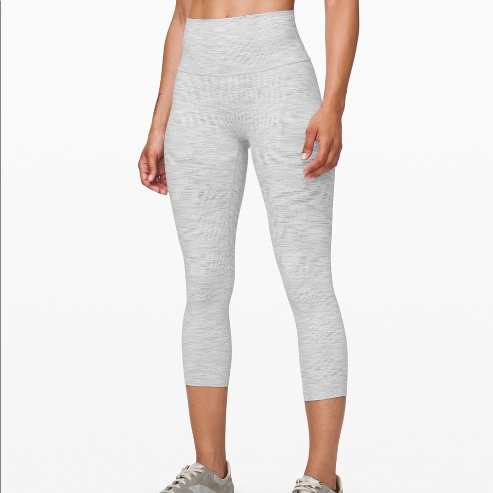 Lululemon Wunder Under high waist crop leggings